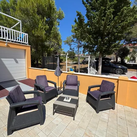 Sunshine Villa